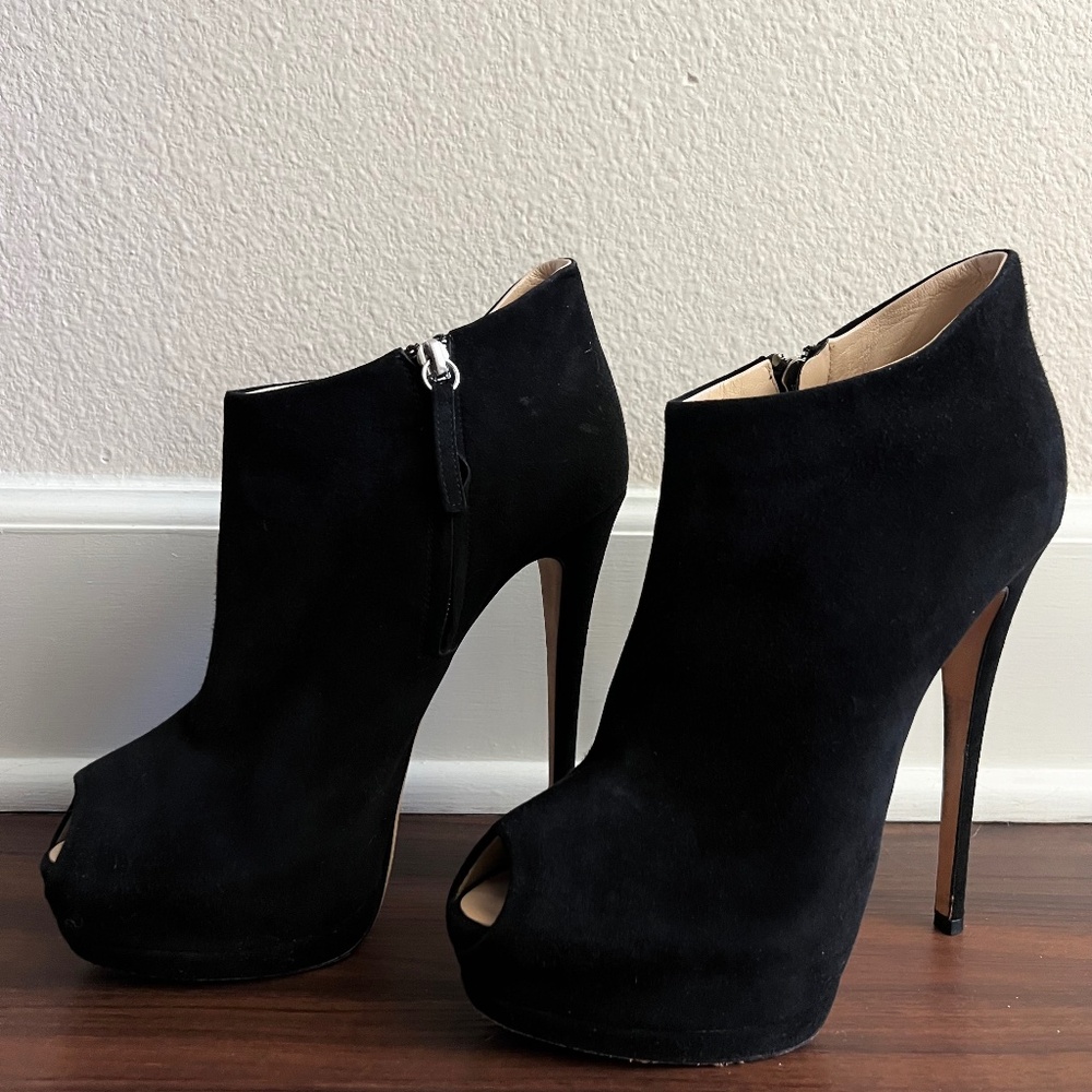 Giuseppe Zanotti Peep Toe Platform Suede Booties-Great Condition